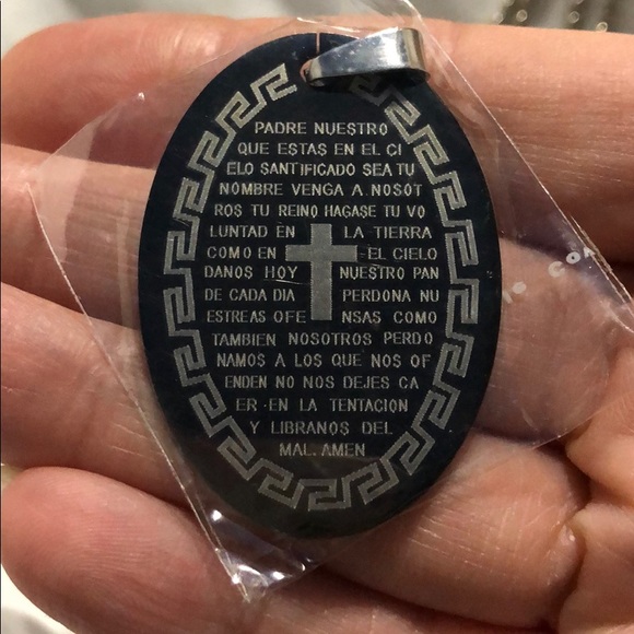 Spanish Necklaces - Picture 3 of 6